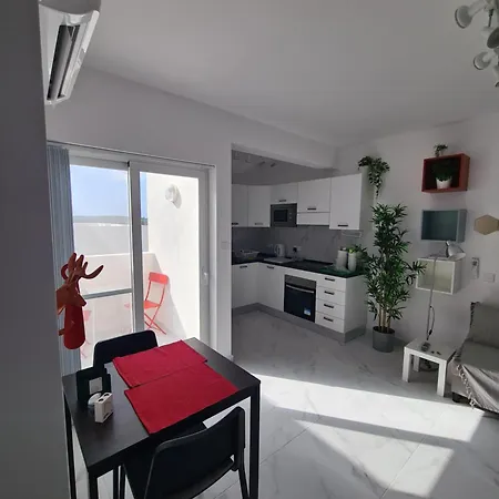 Top Floor With Terrace And 5 Mins Walk To Centre Apartment Marsaskala