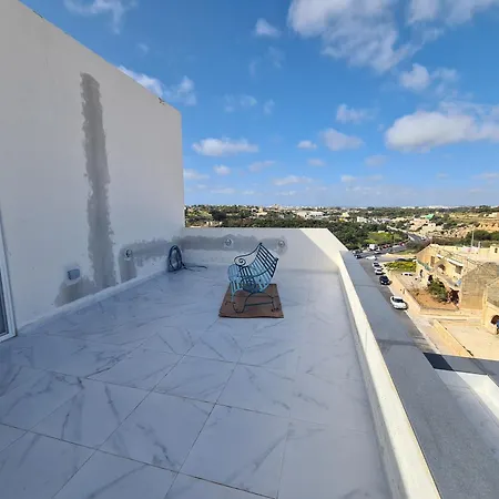 Top Floor With Terrace And 5 Mins Walk To Centre Marsaskala